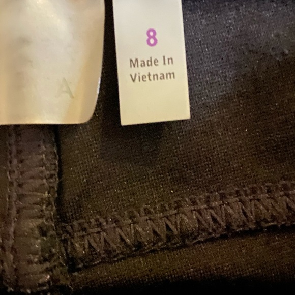 ATHLETA ZIPPER FRONT PANTS IN SIZE 8, EUC, Black - Picture 4 of 5